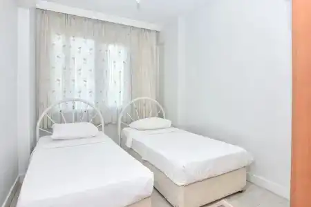 Yade Apart Pension - 30