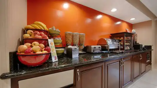 Best Western Pasadena Inn - 11