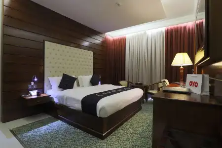 Queen Palace - 5