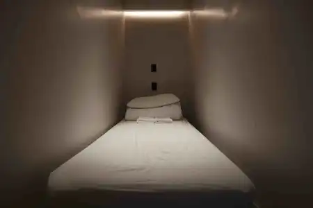 Canvas Hostel - 42