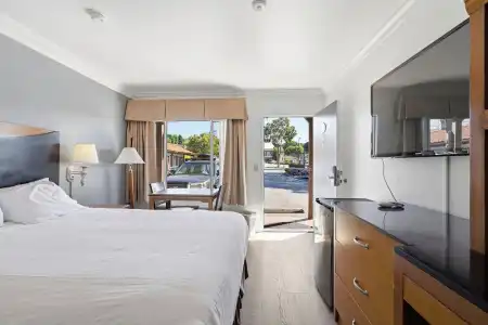 Sunset Motel - 54