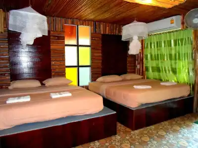 Khao Sok Tree House - 4