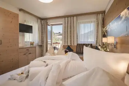 Apart Central – Premium Mountain & Garden - 180
