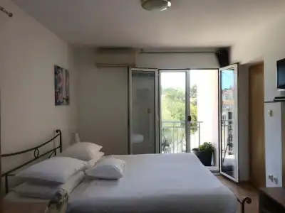 Pink Inn - 26