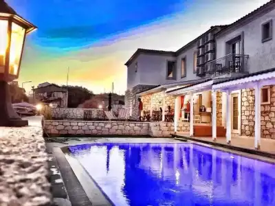 Alacati Alaris Otel - 0