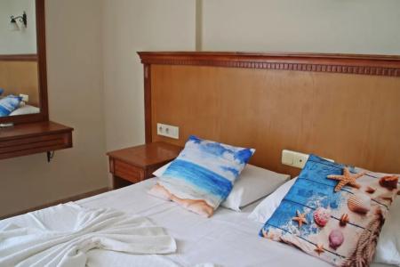 Rosy Suites - 110