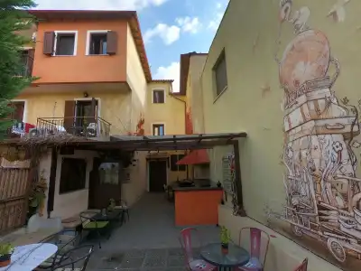 Arabas — Hostel - 2
