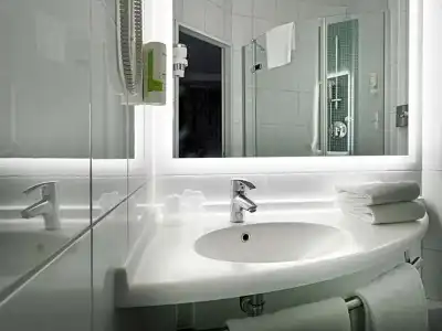 ibis Locarno - 78