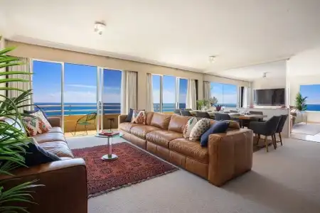 Zenith Ocean Front Apartments - 36