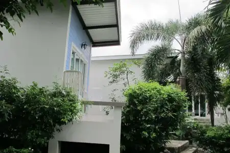 Charlie's Bungalow - 10