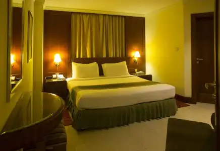 City Seasons Suites - 11