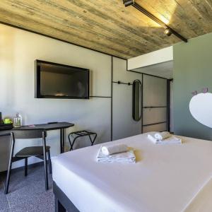ibis Styles ST Pauls Bay Malta - 49