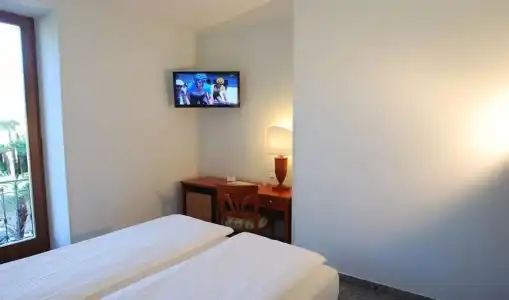 & Hostel Montarina - 46