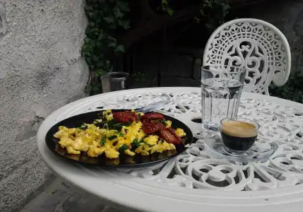 Baroque Hostel & Coworking - 9