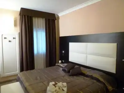 E H Suites Rome Airport - 37