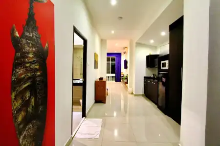 East Suites - 12