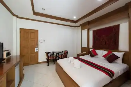Magnific Patong - 55