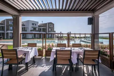 Thalassa Suites - 17
