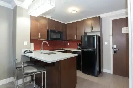 Sandman & Suites Calgary South - 76