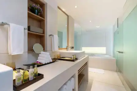 Pullman Phuket Karon Beach Resort ex. Hilton Phuket Arcadia Resort - 8