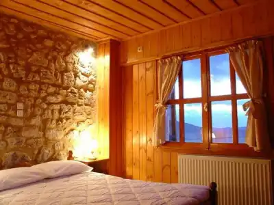 Ariadne Guesthouse - 4