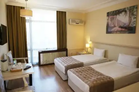 Troia Tusan - 3