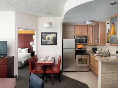 Residence Inn Phoenix Desert View at Mayo Clinic - 64