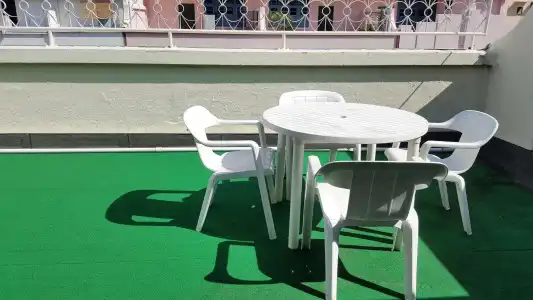Meadows Hostel - 14