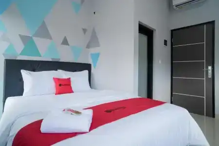 RedDoorz Near Sindu Kusuma Edupark 3 - 40