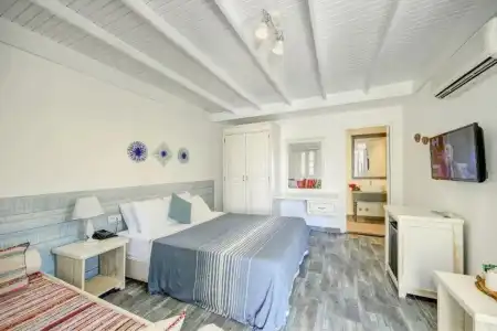 Kefi Beach and Suites - 100