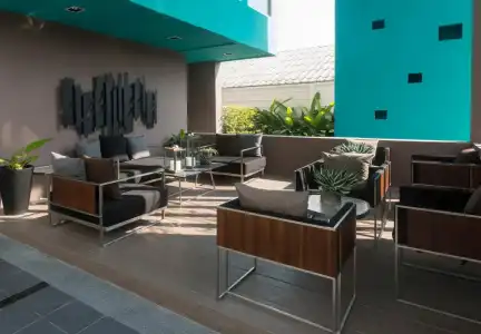 First Choice Suites - 23