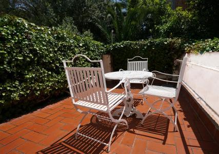 Medium Romantic - 19