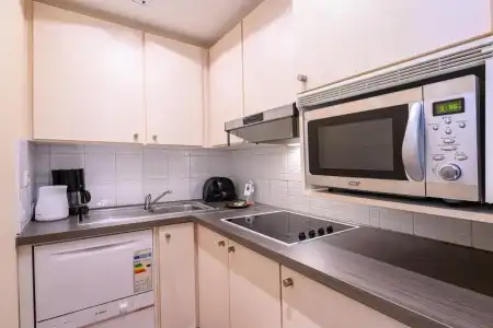 B-ApartMontgomery - 12