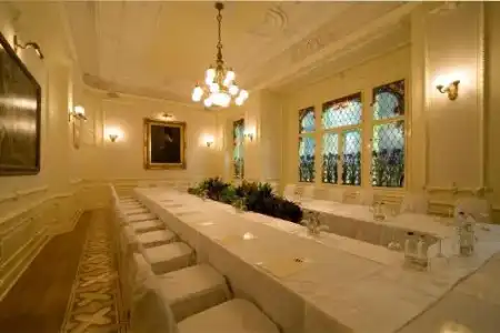 Budget Victoria - 11
