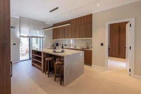 Brown Beach House & Spa - 2