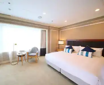 Allamanda Aoyama - 4