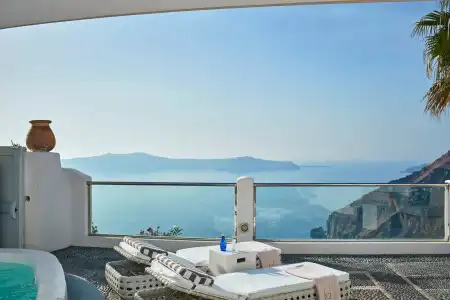 Belvedere Suites - 105