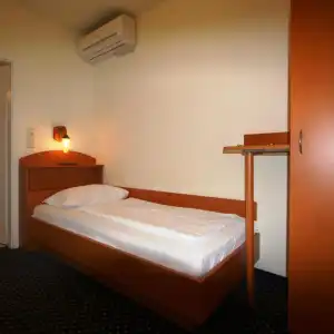 SUITE 900m ZUR OPER - 38