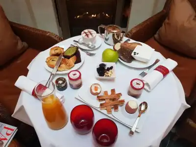 37 - Luxury Flat Montaigne - 9