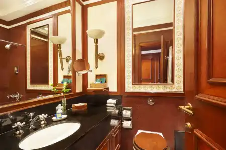 The Oberoi Grand Kolkata - 7