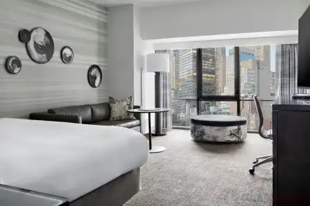 New York Marriott Marquis - 29