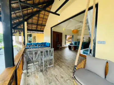 Absolute Beachfront Resort - 35