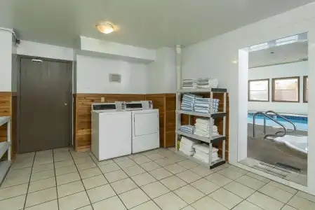 Quality Inn & Suites - 22