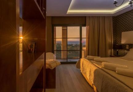 Elegance Luxury Executive Suites - Adults Only - 47