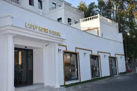 Laden - 0