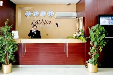 Lavilla Inn - 13