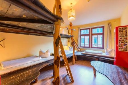 Lollis Homestay - Hostel - 32