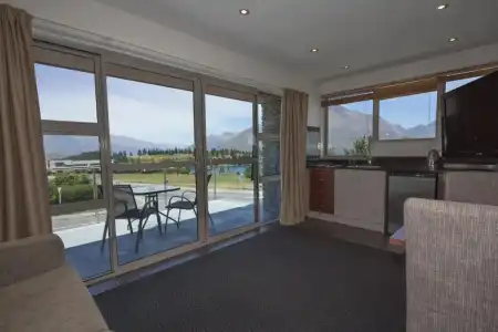 Autoline Queenstown Motel - 53