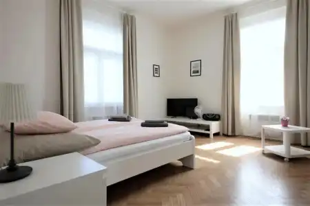 Angel City Apartments - 96