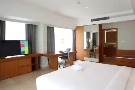 Holiday Inn & Suites Jakarta Gajah Mada by IHG - 41